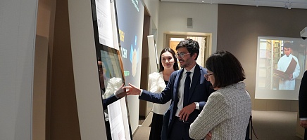 Директор по международным связям Нацбиблиотеки Франции посетил Архив Президента РК фото галереи 3